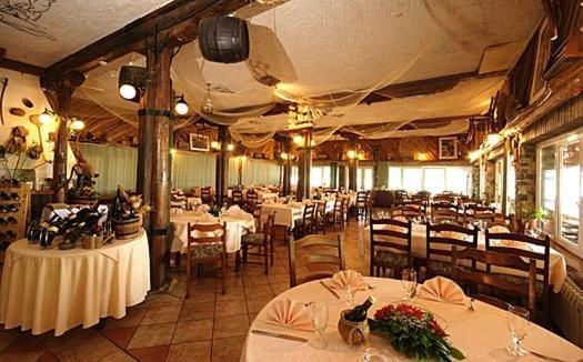 Hotel Dunav Sremski Karlovci Exterior photo